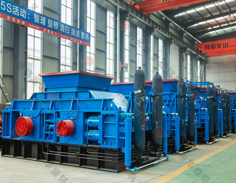 對(duì)輥破碎機(jī)在石料場(chǎng)中的應(yīng)用和特點(diǎn)是什么？